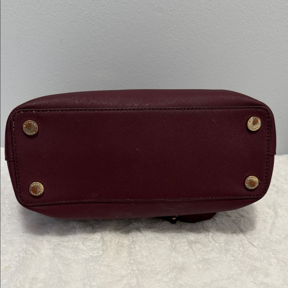 Michael Kors Savannah Satchel w/Crossbody Raspberry/Burgundy - Picture 3 of 6